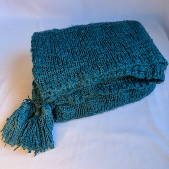 Threshold Acrylic Tasseled Chunky Knit Throw Blue 58" x 64" - Picture 1 of 8